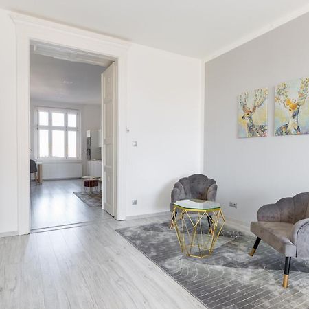 Designer Apartment On The Budapest Broadway With 2Br And Ac Eksteriør bilde