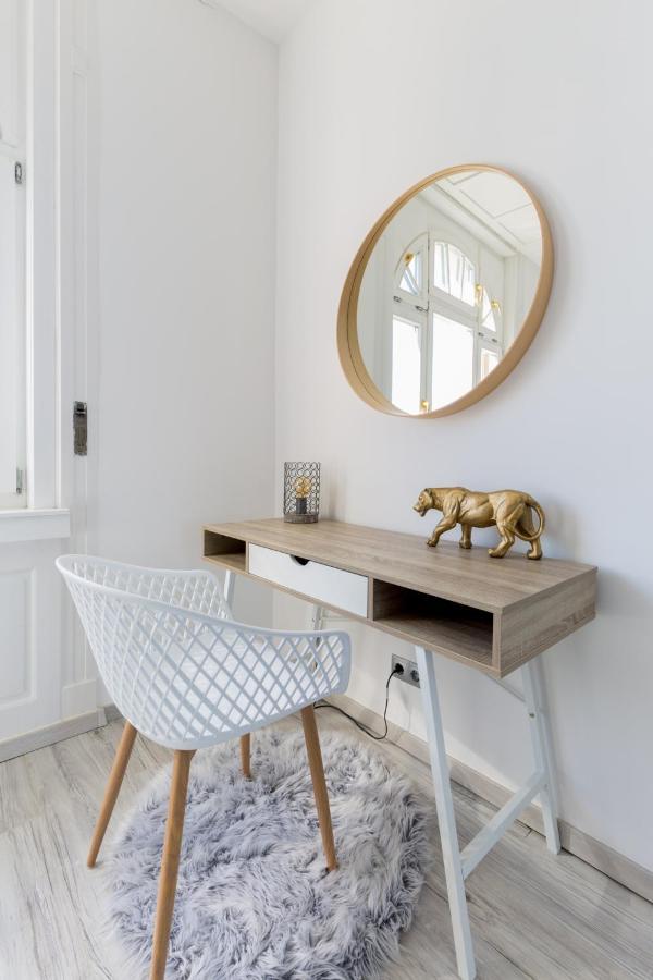 Designer Apartment On The Budapest Broadway With 2Br And Ac Eksteriør bilde