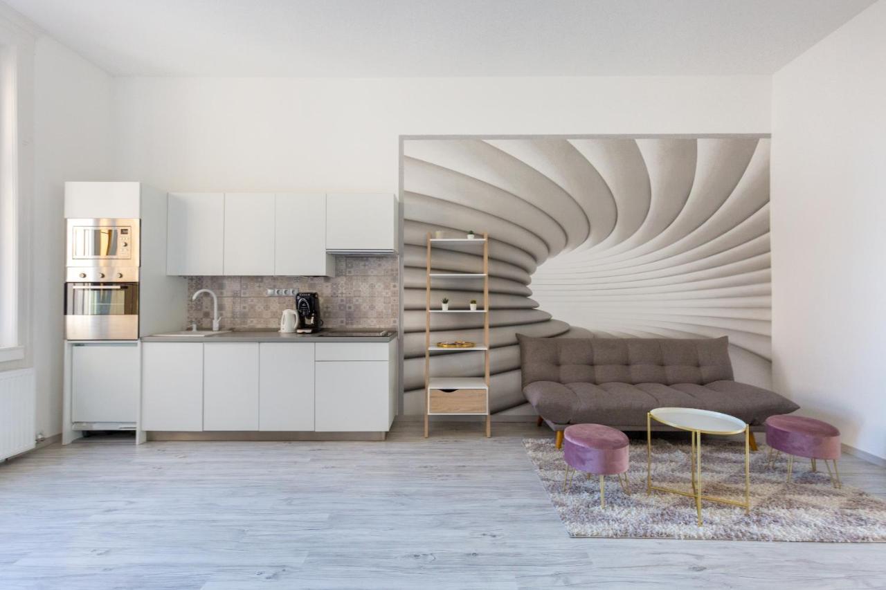 Designer Apartment On The Budapest Broadway With 2Br And Ac Eksteriør bilde